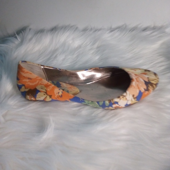 Women's Steve Madden flats size 10 - Picture 2 of 4